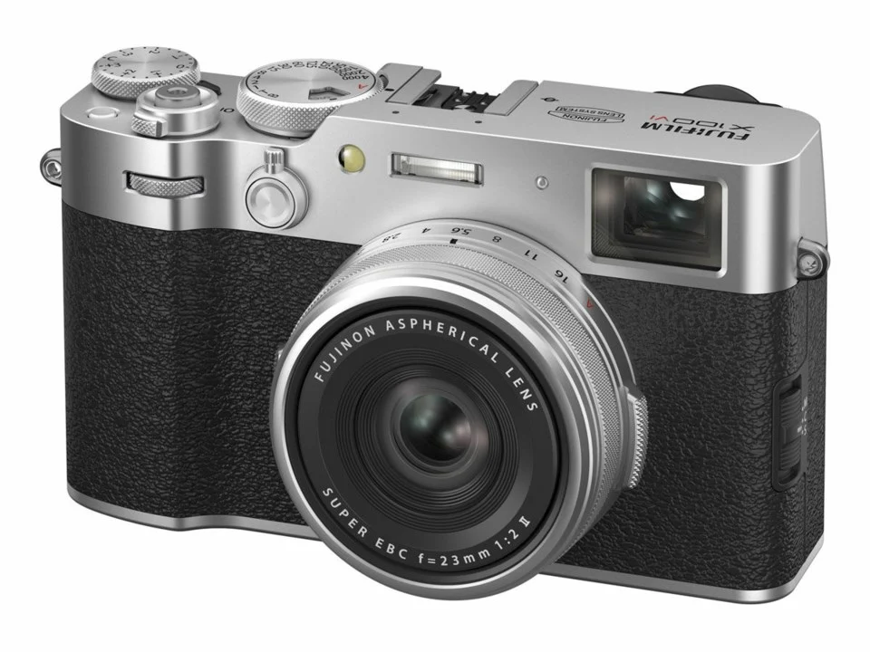 Fujifilm x100vi silver